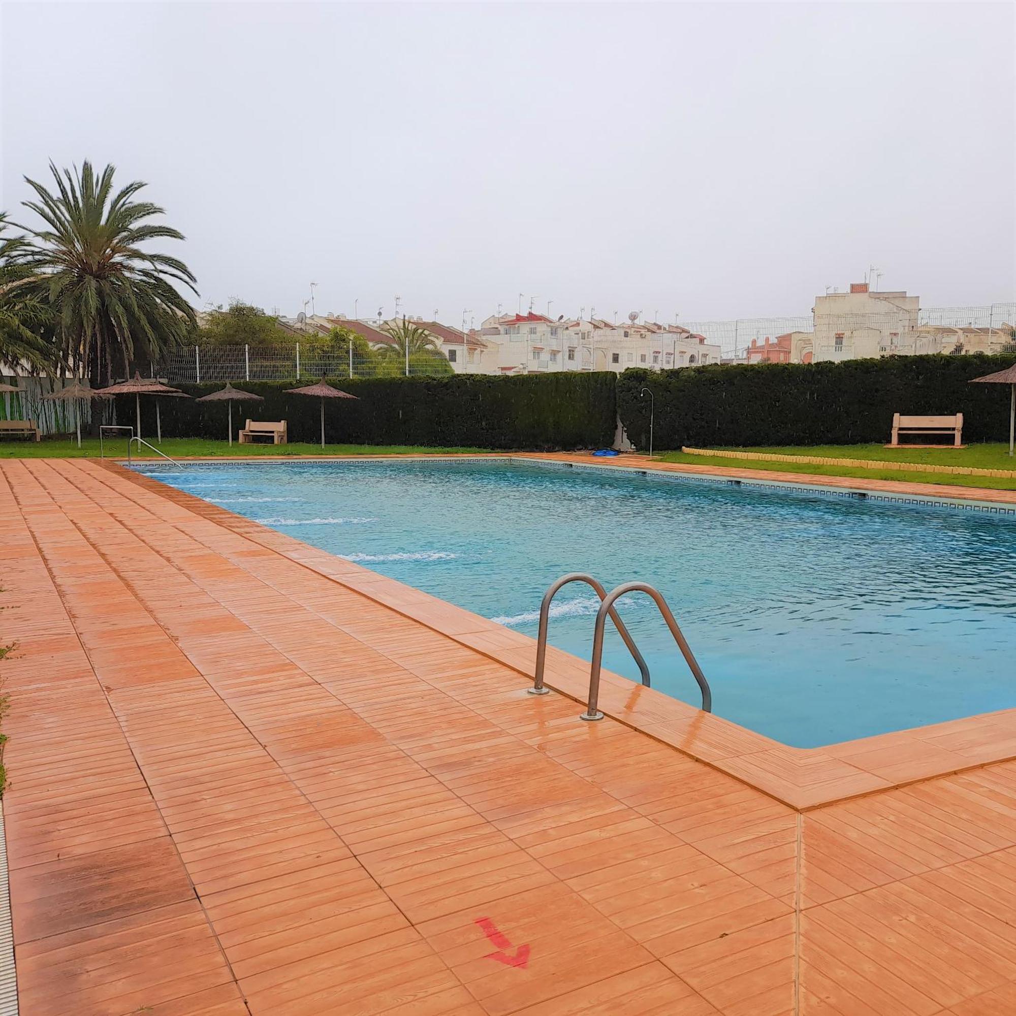 Apartment Los Locos Beach With Balcony And Wi-Fi Torrevieja Exterior foto